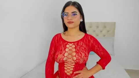 Snapshot of sara_fernandezz chatting on 07-13-26, 06:38 sara online show from 07-13-26, 06:38
