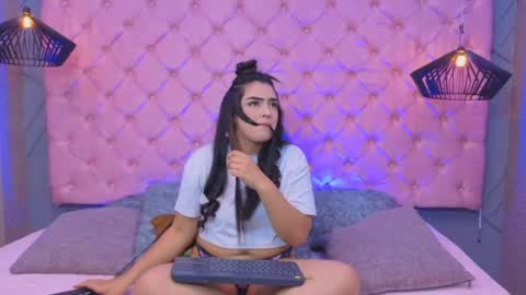 sara online show from 05-22-26, 05:03
