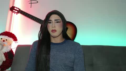 Snapshot of sara_hunter12 chatting on 12-16-25, 05:45 sara_hunter12 online show from 12-16-25, 05:45