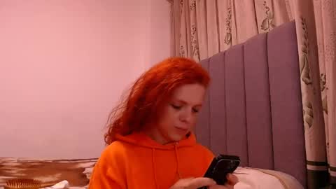 Snapshot of sara_johnson__ chatting on 04-27-26, 10:24 sara_johnson__ online show from 04-27-26, 10:24