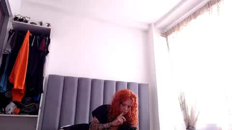 Snapshot of sara_johnson__ chatting on 05-31-26, 01:18 sara_johnson__ online show from 05-31-26, 01:18