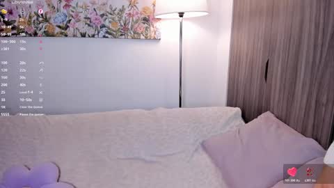 Sara  new account  give me thomb up  Follow me   help me reach 15k followers again   online show from 11-09-25, 10:30