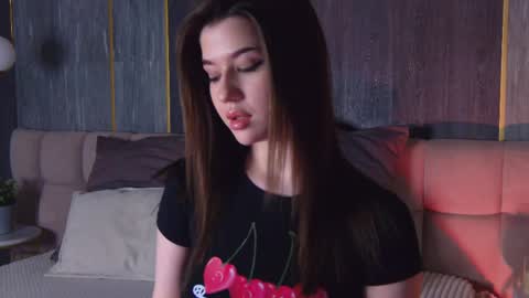 Sara online show from 04-10-26, 04:12