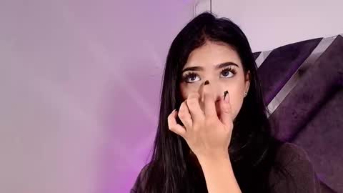 sara_lopee1 online show from 09-29-25, 11:59