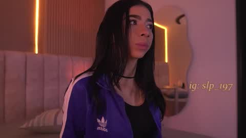 sara_lopee1 online show from 02-07-26, 11:58