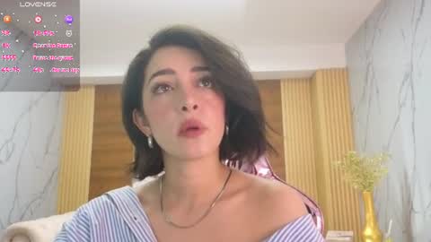 Sara  online show from 06-08-26, 02:17