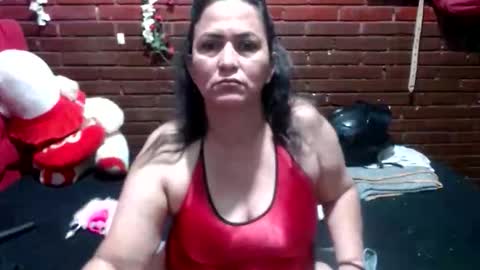 Snapshot of sara_love43 chatting on 05-06-26, 06:41 Sara love online show from 05-06-26, 06:41