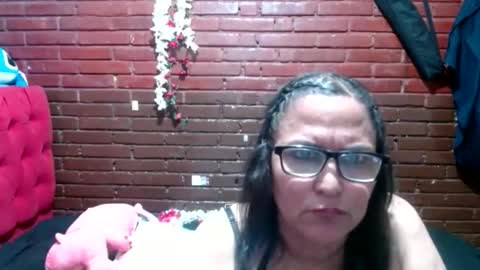 Snapshot of sara_love43 chatting on 05-14-26, 07:59 Sara love online show from 05-14-26, 07:59