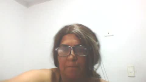 Sara love online show from 07-25-26, 06:44