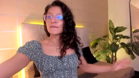 Sara  online show from 04-16-26, 12:50