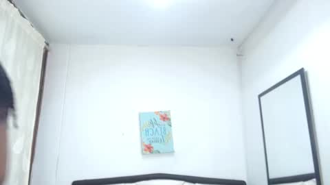 S A R A online show from 04-18-26, 11:36