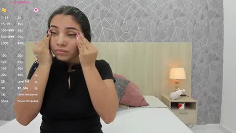 Snapshot of sara_melo chatting on 09-12-25, 11:32 Sara online show from 09-12-25, 11:32