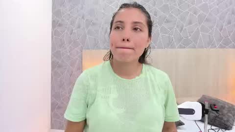 Sara online show from 07-27-26, 12:23
