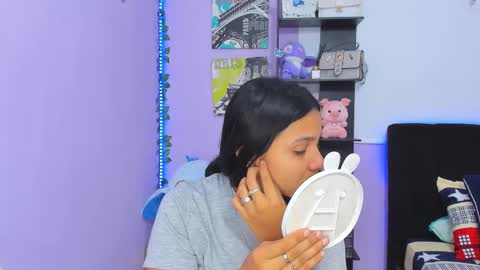 Sara Mendez online show from 02-24-25, 03:53