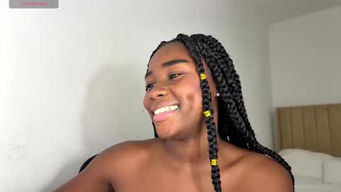 Sara online show from 10-29-25, 02:25