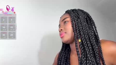 Snapshot of sara_muscle chatting on 01-08-26, 04:59 Sara online show from 01-08-26, 04:59