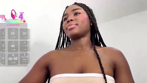 Snapshot of sara_muscle chatting on 02-23-26, 01:08 Sara online show from 02-23-26, 01:08