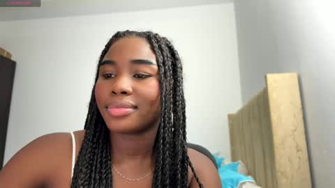 Snapshot of sara_muscle chatting on 04-12-26, 01:32 Sara online show from 04-12-26, 01:32