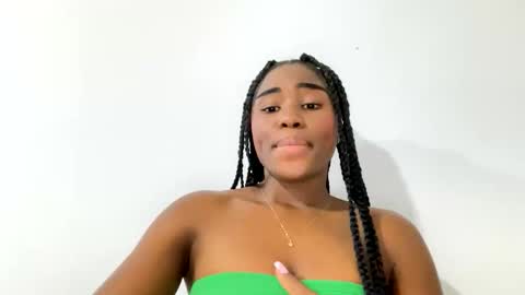 Snapshot of sara_muscle chatting on 05-26-26, 02:07 Sara online show from 05-26-26, 02:07