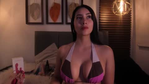 sara_parker22 online show from 02-04-25, 11:05