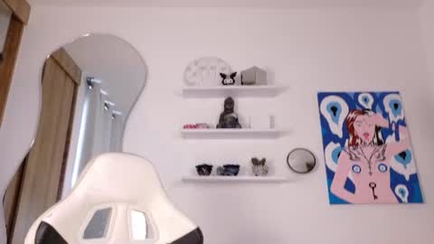 Sara online show from 07-30-26, 07:02