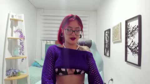 Snapshot of sara_red_x chatting on 04-22-26, 03:31 sara_red_x online show from 04-22-26, 03:31