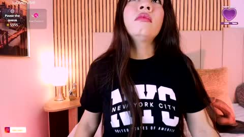 Sara online show from 06-08-26, 04:02