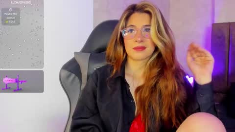 sara_roades online show from 10-20-25, 09:15
