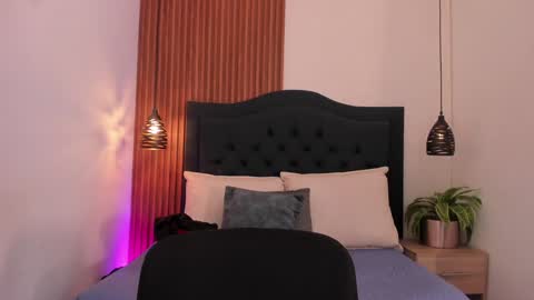  -  online show from 12-24-24, 07:11