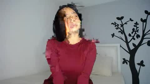 Sara online show from 09-27-25, 01:21