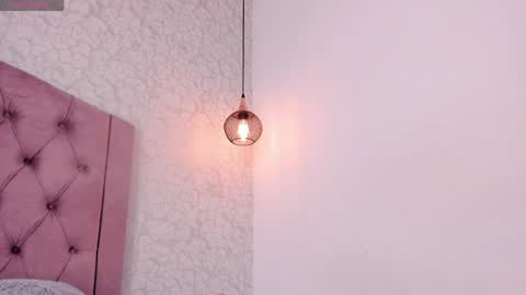 Sara  online show from 04-07-26, 05:57