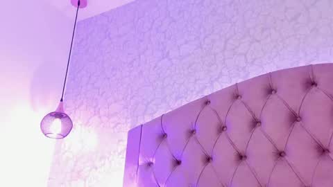 Snapshot of saraa_joness_ chatting on 05-15-26, 07:54 Sara online show from 05-15-26, 07:54