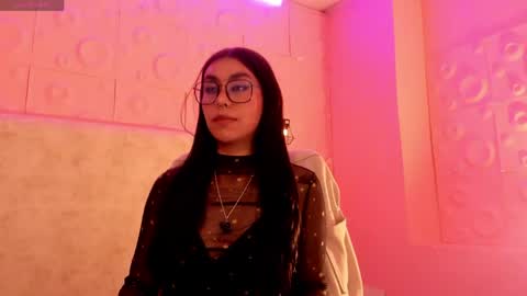 Sara online show from 05-28-26, 03:48