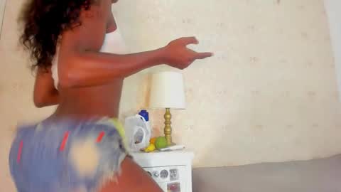 saraacollinss online show from 11-15-25, 08:27