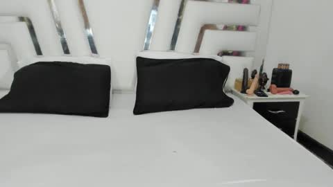 Snapshot of saraajhons chatting on 11-27-25, 11:29 Sara online show from 11-27-25, 11:29