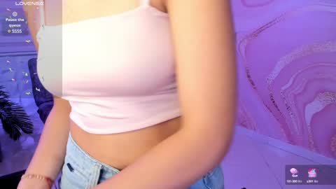 Snapshot of saraamills chatting on 01-11-25, 07:16 Sara online show from 01-11-25, 07:16