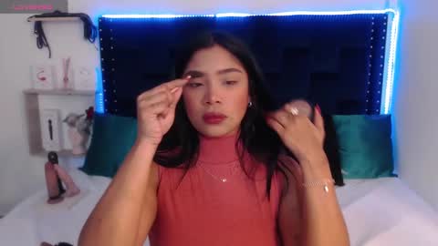 Snapshot of saraapril_1 chatting on 03-08-25, 08:46 SARAHGIL online show from 03-08-25, 08:46
