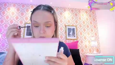 Snapshot of saraavila_ chatting on 06-27-26, 08:03 SaraAvila online show from 06-27-26, 08:03