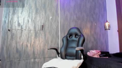 Snapshot of saraby_blandon chatting on 04-26-26, 11:30 online show from 04-26-26, 11:30