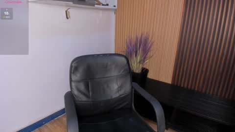 Sara  Everyday From 1430 to 2130 Col Time online show from 12-17-24, 07:48