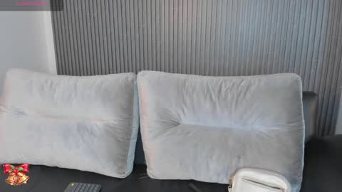 Sara  Everyday From 1430 to 2130 Col Time online show from 12-27-24, 01:22