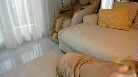 saradiamond01 online show from 05-17-26, 08:12