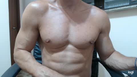 Snapshot of saradorj92 chatting on 01-10-25, 05:15 saradorj92 online show from 01-10-25, 05:15