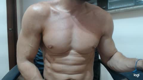 Snapshot of saradorj92 chatting on 01-25-25, 10:28 saradorj92 online show from 01-25-25, 10:28