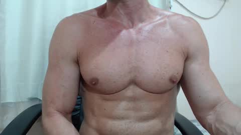 Snapshot of saradorj92 chatting on 11-23-25, 05:35 saradorj92 online show from 11-23-25, 05:35