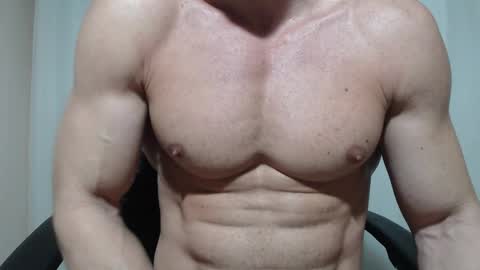 saradorj92 online show from 04-11-26, 07:45