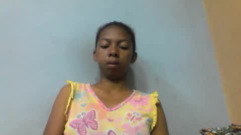 sarah146341 online show from 04-09-26, 02:33