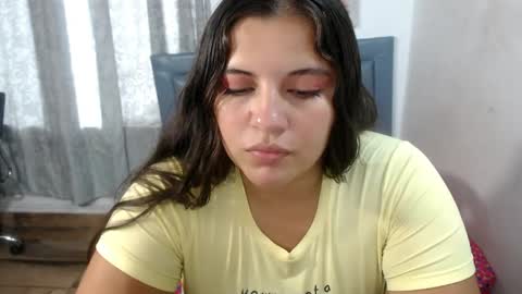 Snapshot of sarah_acero chatting on 06-03-26, 02:33 sarah online show from 06-03-26, 02:33