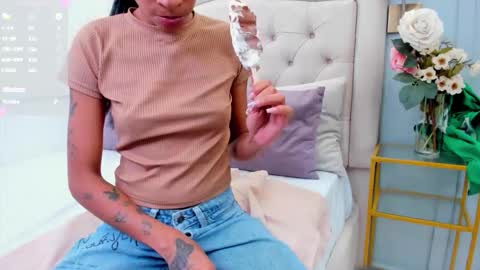 sarah_ashbourne online show from 10-12-25, 07:46