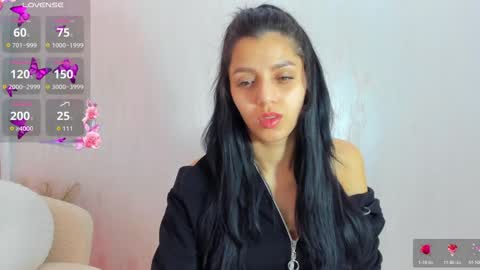 Snapshot of sarah_blake_ chatting on 04-02-26, 07:28 Sara online show from 04-02-26, 07:28